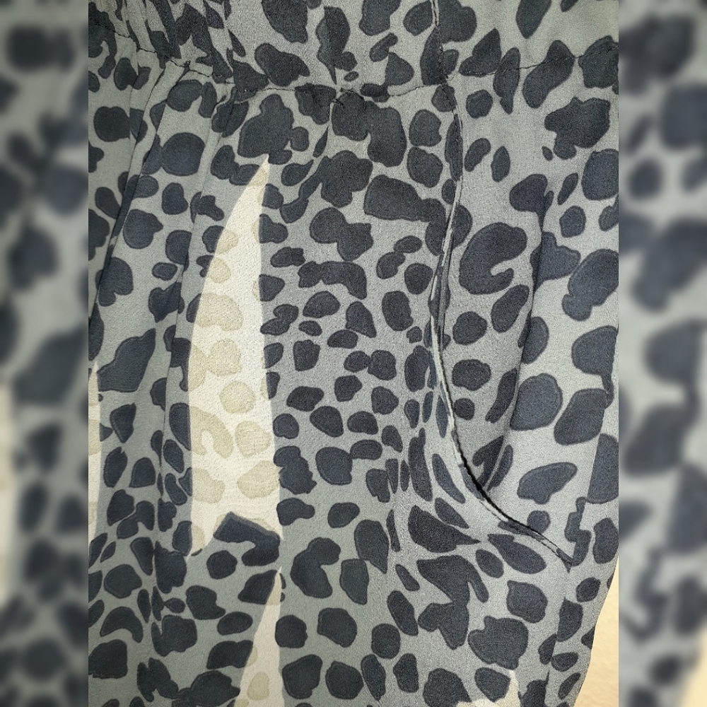 CAbi 401 "Bella" Leopard Print Elastic Waist Skirt - Picture 5 of 8